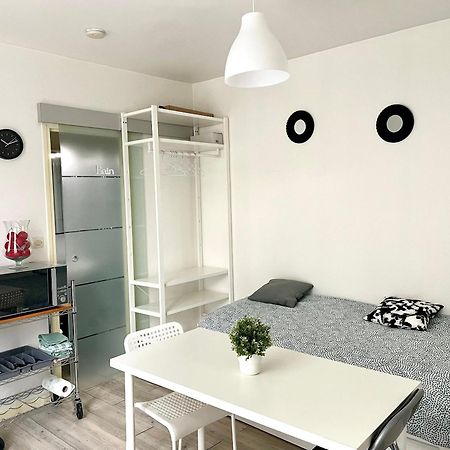 Studio Moderne Le Perreux Sur Marne 17M² Bagian luar foto