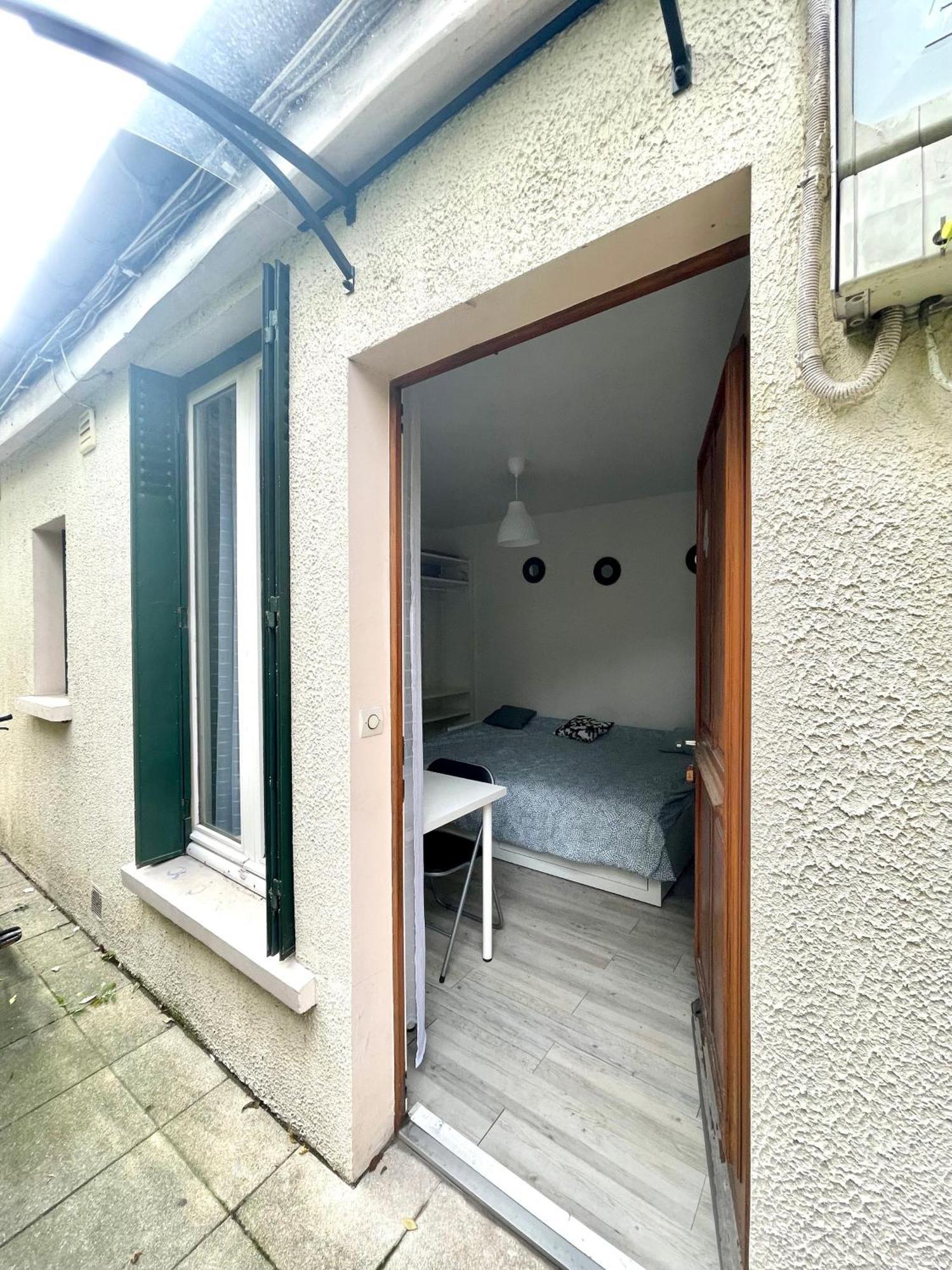 Studio Moderne Le Perreux Sur Marne 17M² Bagian luar foto